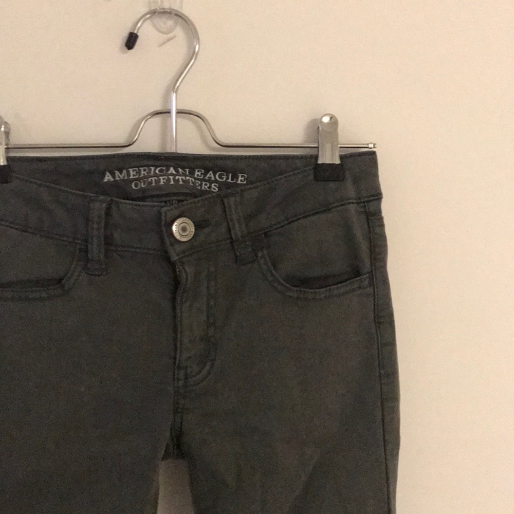 American Eagle Grey Low Rise Jegging Women 00